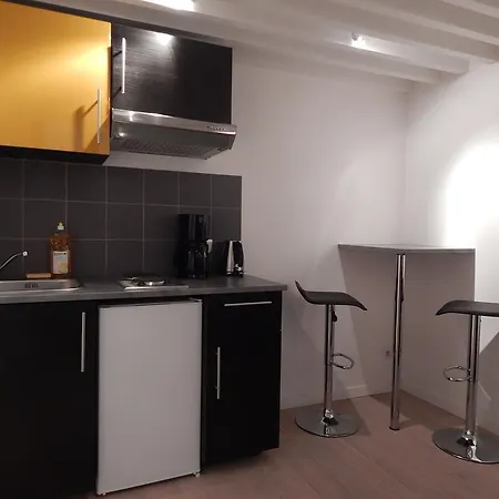 - Seine Apartment Paris
